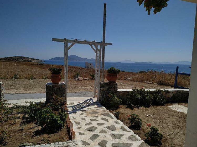 Anatoli Studios Schoinoussa Bagian luar foto